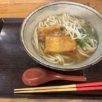 【2026年版】金月そば 読谷本店｜コシのある自家製麺と上品な出汁が味わえる人気沖縄そば店【現地取材】
